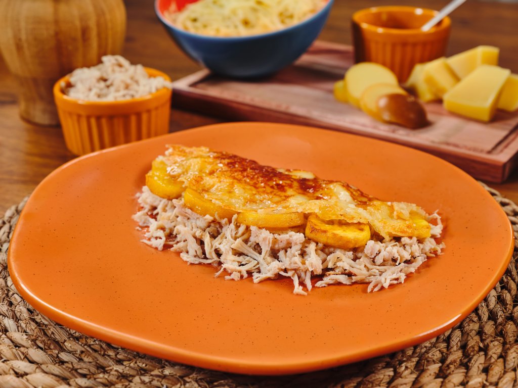 Receita de Tapioca Recheada com Frango Desfiado prática e deliciosa 