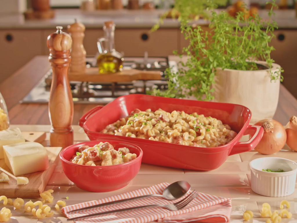 Mac & Cheese com Linguiça de Frango Defumada