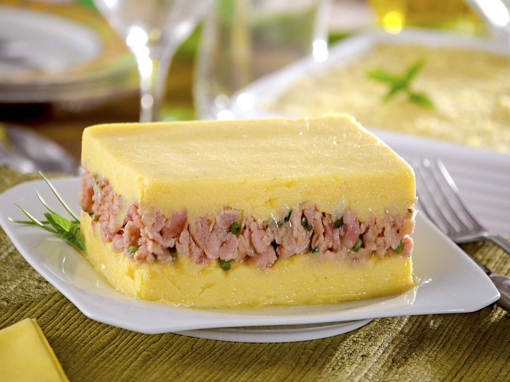 Escondidinho de Linguiça de Frango