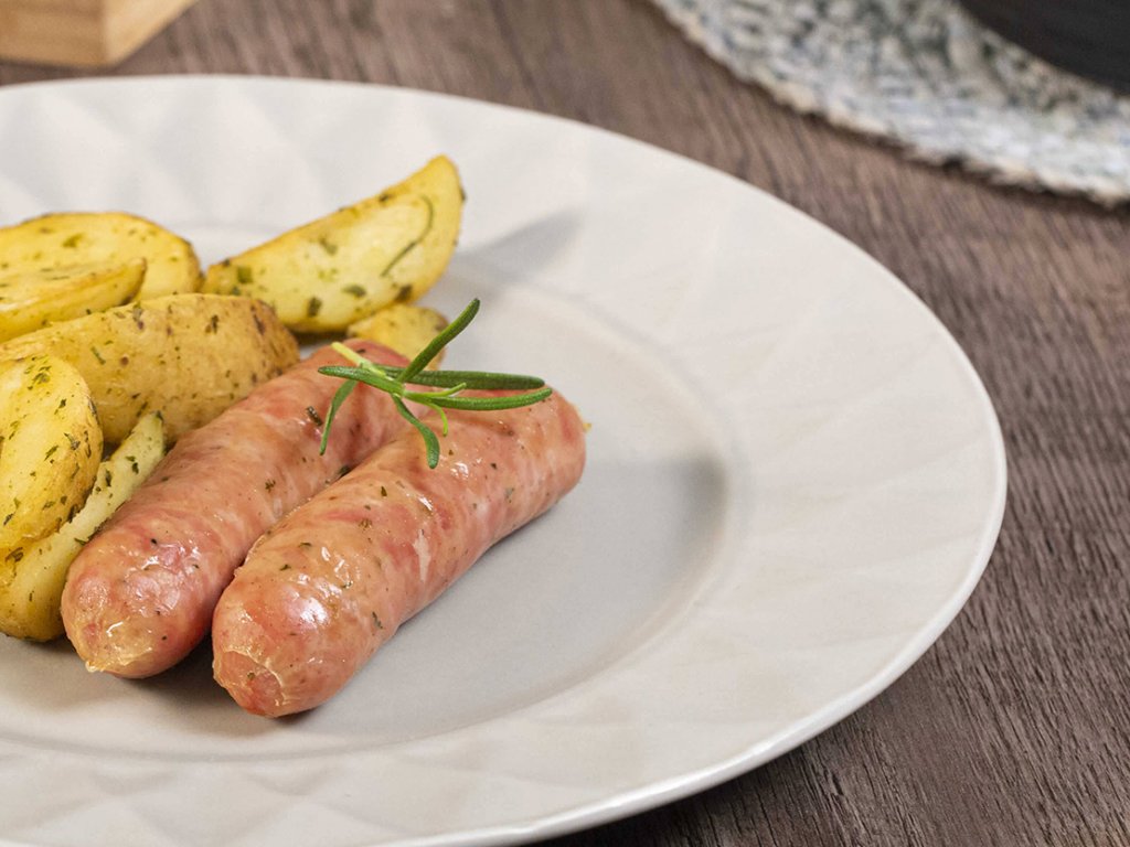 Linguiça de Frango no Forno Com Batatas