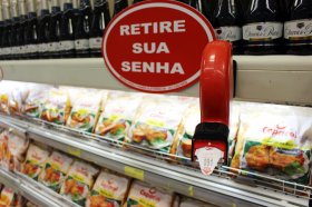 Copacol supermercados promove ações para atender melhor os clientes