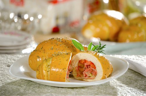 Pãezinhos recheados com Mortadela 