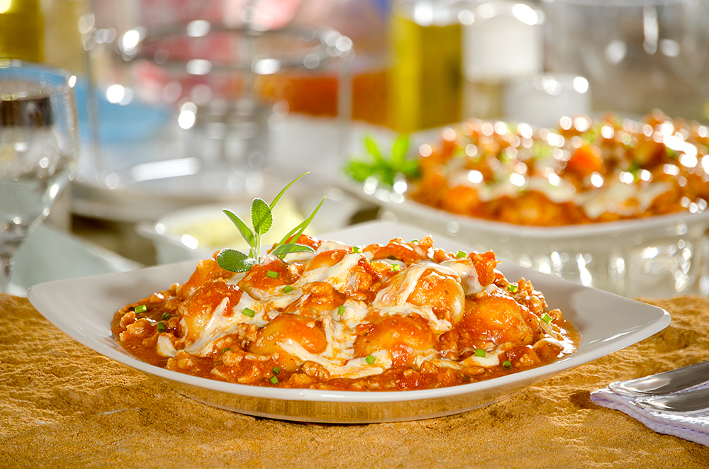 Receita de Nhoque Recheado ao Molho de Carne de Frango 