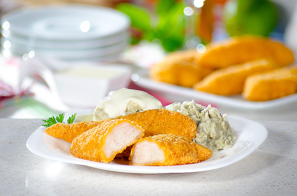 Frango Empanado com Purê de Batata Doce e Leite de Coco