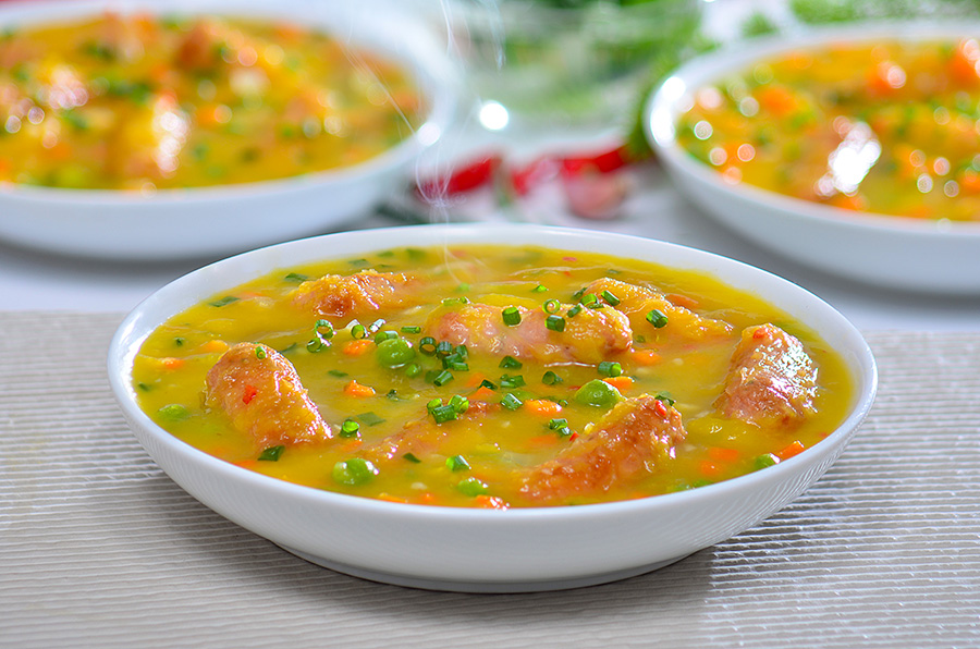 Linguiça de Frango com Caldo de Mandioquinha 