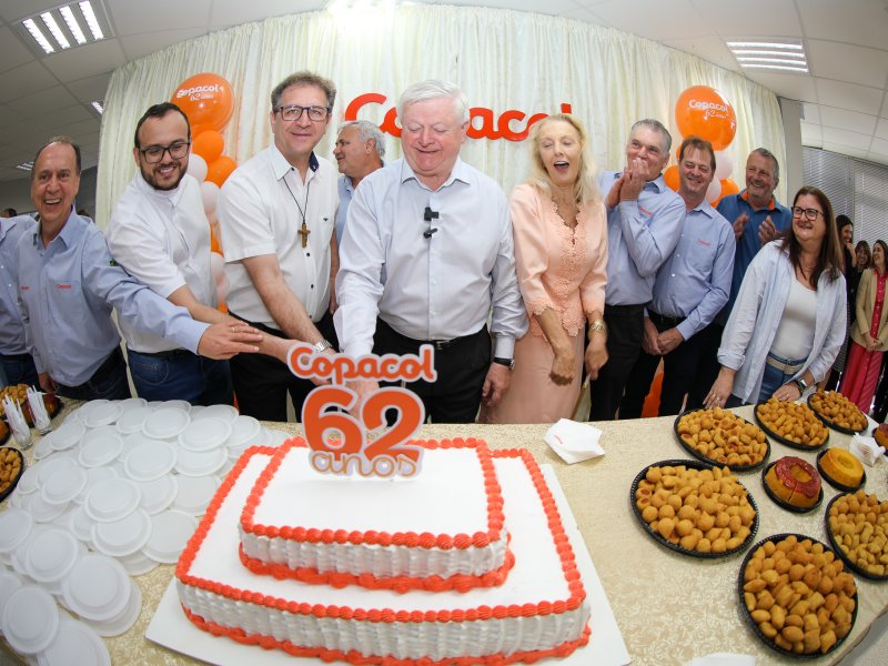 Copacol celebra 62 anos de cooperação com missa e tradicional café nas unidades