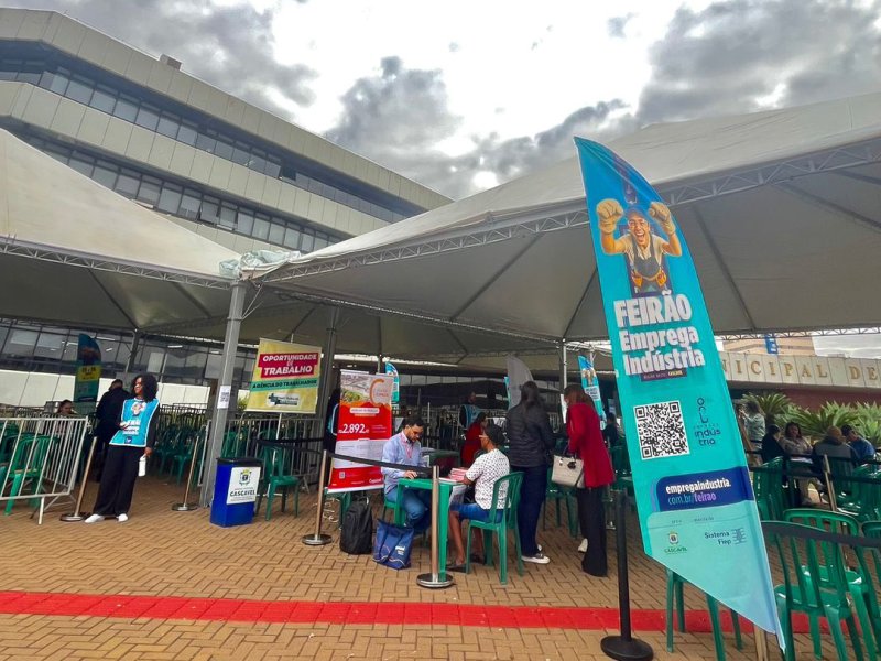 Copacol está no Feirão Emprega Indústria em Cascavel