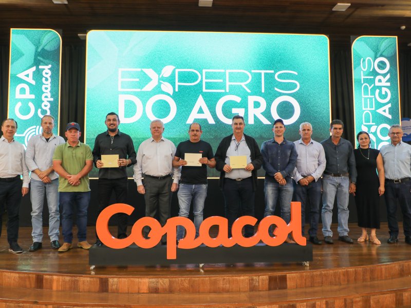 Experts do Agro Copacol é finalizado: cooperado colhe 241,9 sacas de soja por alqueire