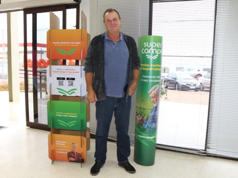 Supercampo presenteia consumidor de Corbélia