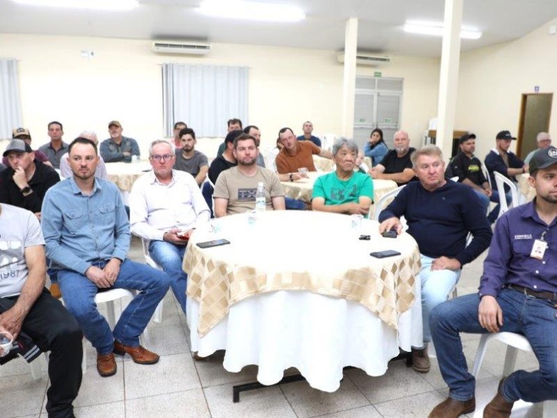 Seminário Técnico atualiza cooperados para a próxima safra de milho