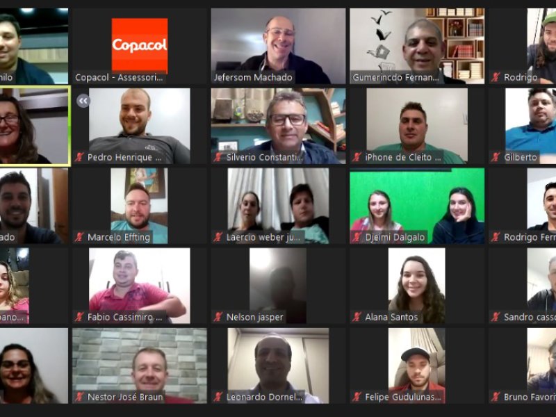 Jovens retomam atividades do Programa Conecta