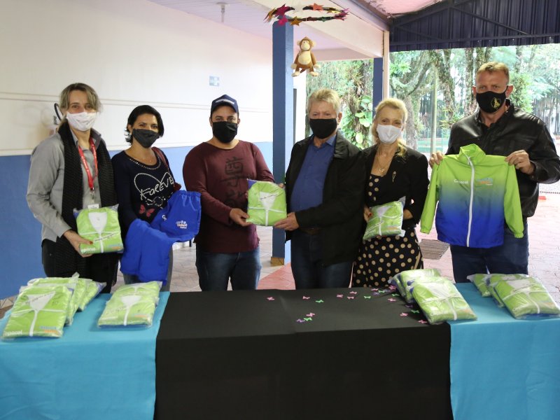 Crianças do Central receberão uniformes do Apoio Cultural