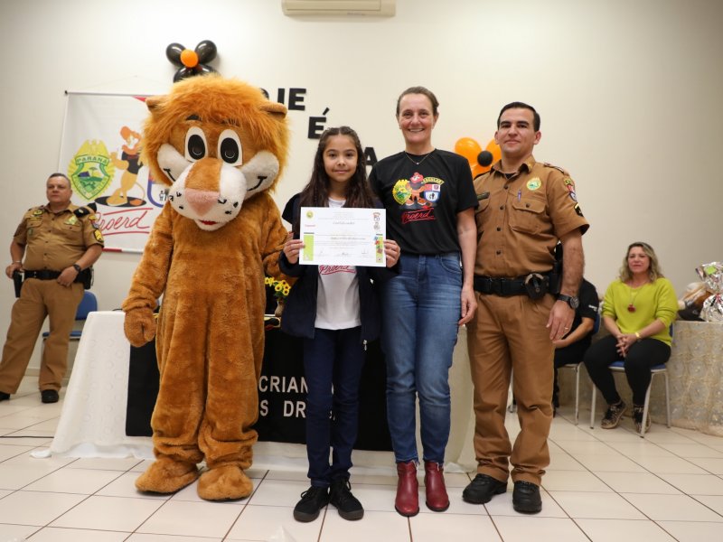 Escolas de Goioerê e Rancho Alegre formam novas turmas no Proerd