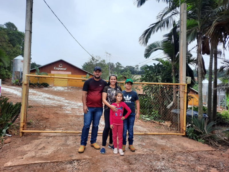 Produtores se destacam na avicultura da Copacol