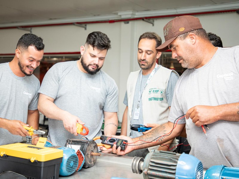 Centro de Treinamento Avícola da Copacol inaugura curso de elétrica básica para aviários 