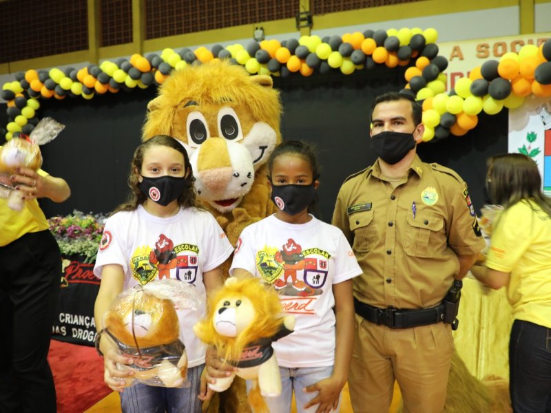 Proerd forma primeiras turmas com apoio da Copacol