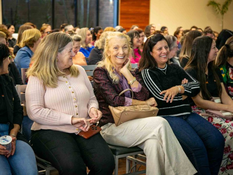Grupos Femininos aprendem mais sobre Inteligência emocional e saúde mental 