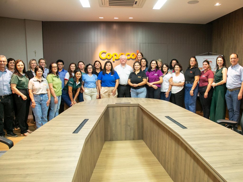 Coordenadoras dos Grupos Femininos se reúnem com a Diretoria Executiva 