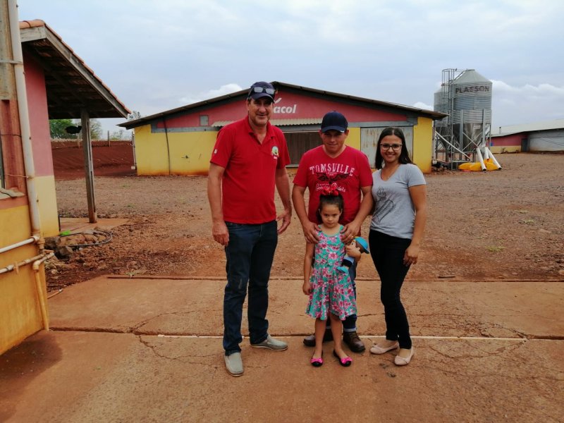 Copacol apresenta melhores do mês e da semana na avicultura